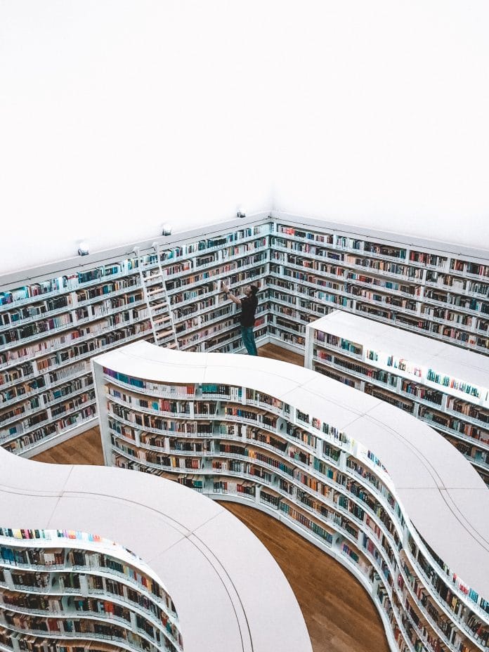 fahrul-azmi-cFUZ-6i83vs-unsplash