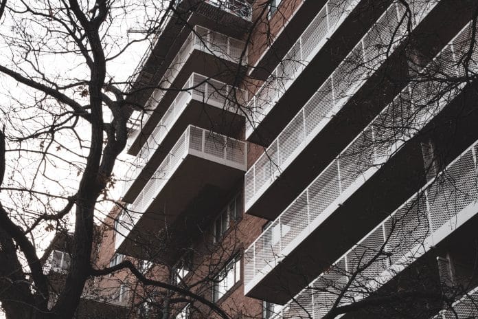 daniel-bosse-FKrO__bOzog-unsplash